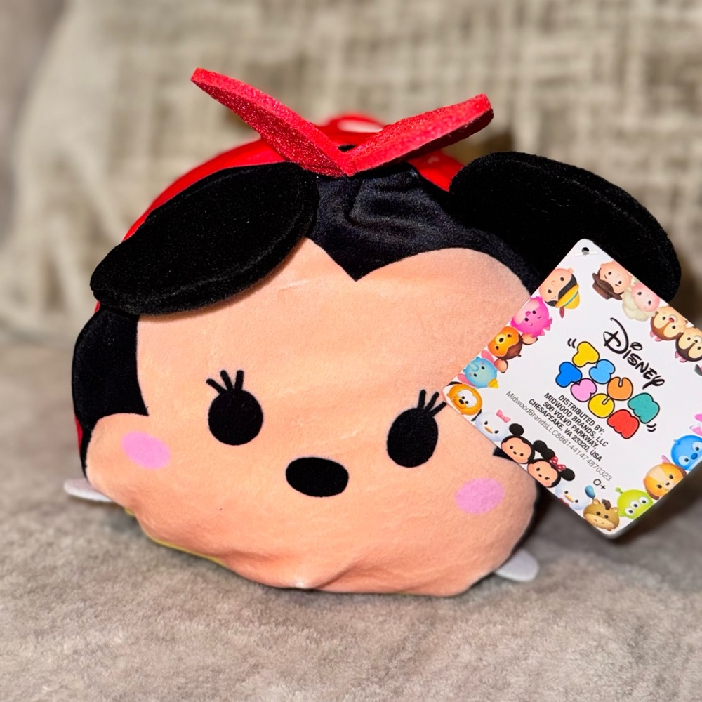 Disney Tsum Tsum Minnie Mouse Plush - Red and Black